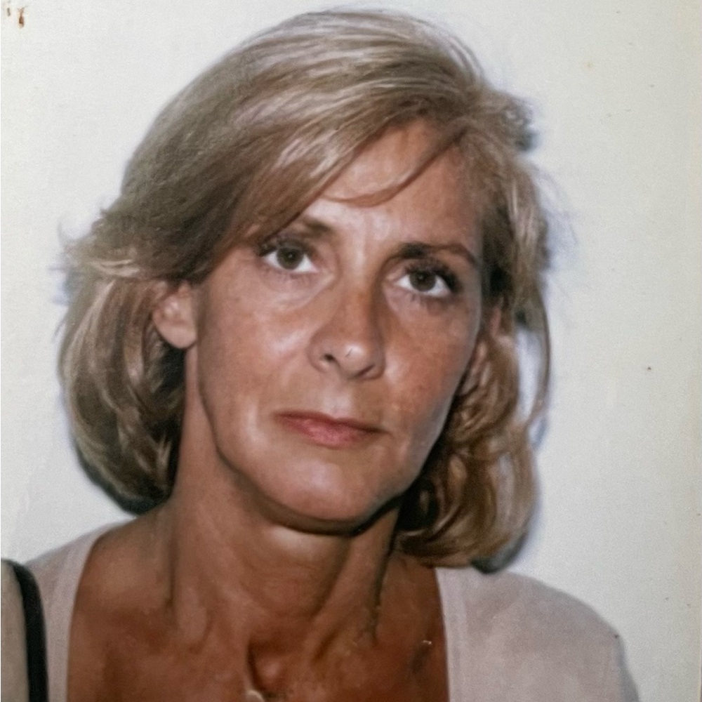 Meet your Posher, Lorraine